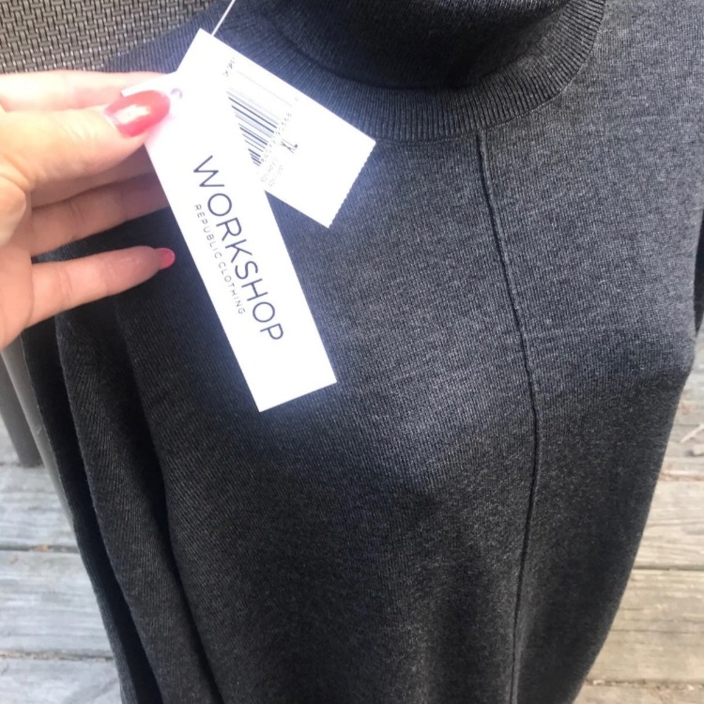 Workshop Republic Clothing Sweater XL